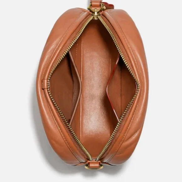 NWT! COACH QUILTED CAMERA BAG